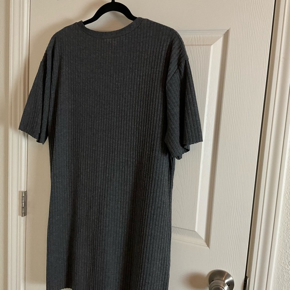 Zara Trafaluc Grey Short Sleeve Ribbed Dress size medium - Picture 5 of 6
